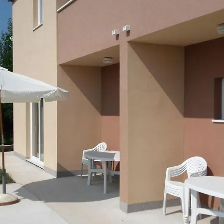 Modern , 10 M From The Beach , Sea View Appartement