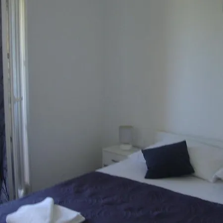 Modern , 10 M From The Beach , Sea View Appartement *