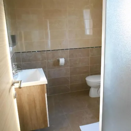 Modern , 10 M From The Beach , Sea View
